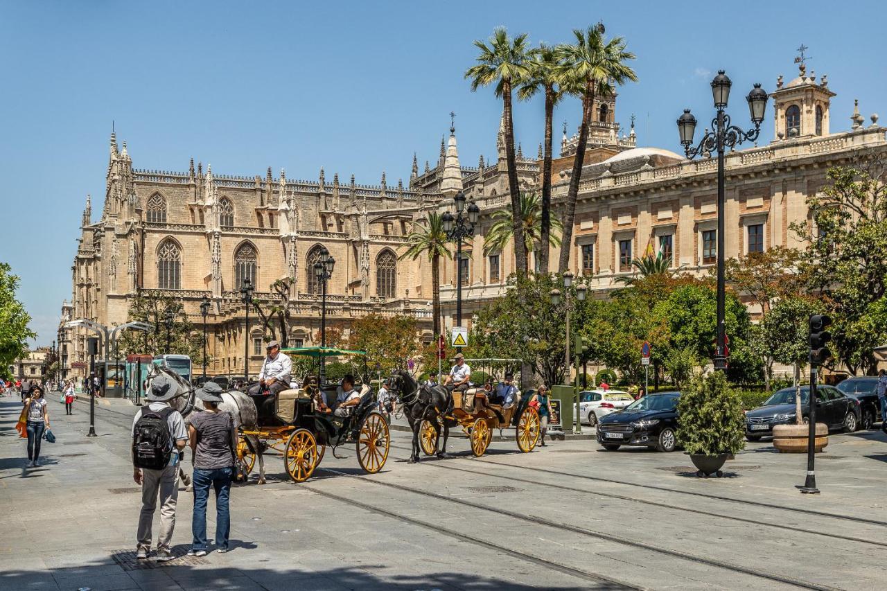 Waou Cosy I Sevilla Cathedral Exterior foto